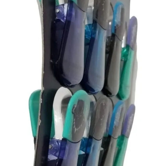 Wakanda Forever Magnetic Bag Clips - Picture 6 of 7